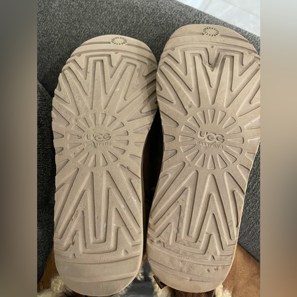 UGG Bailey Bow Tall boots - Picture 6 of 10